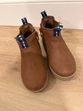 Cat & Jack Brown Ankle Booties with Navy Pull Tabs